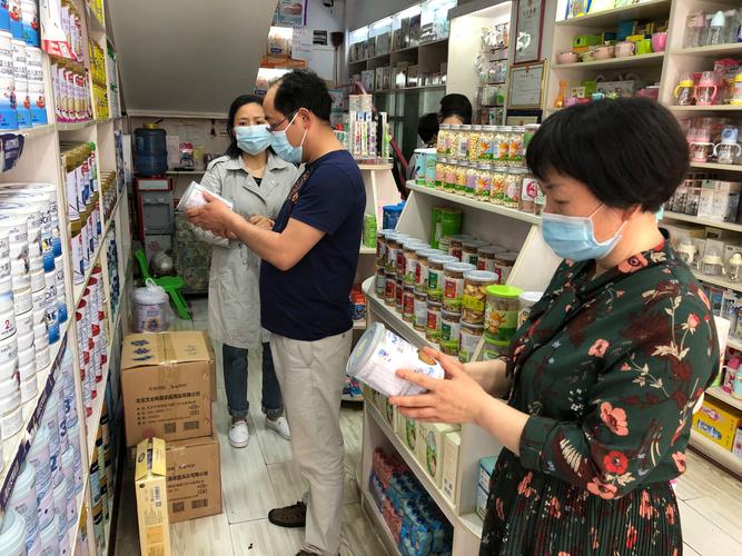 守护祖国的未来 鹤峰市场监管局开展婴幼儿配方乳粉市场专项检查